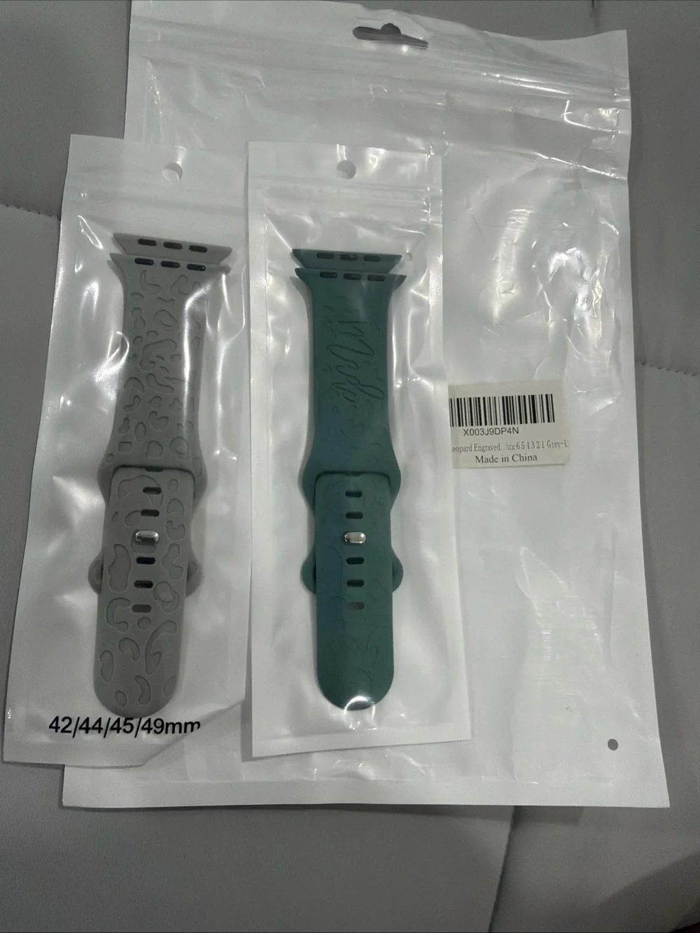 Leopard’s print Silicone Replacement Watch Band for 42/44/45/49mm - Gray & Teal